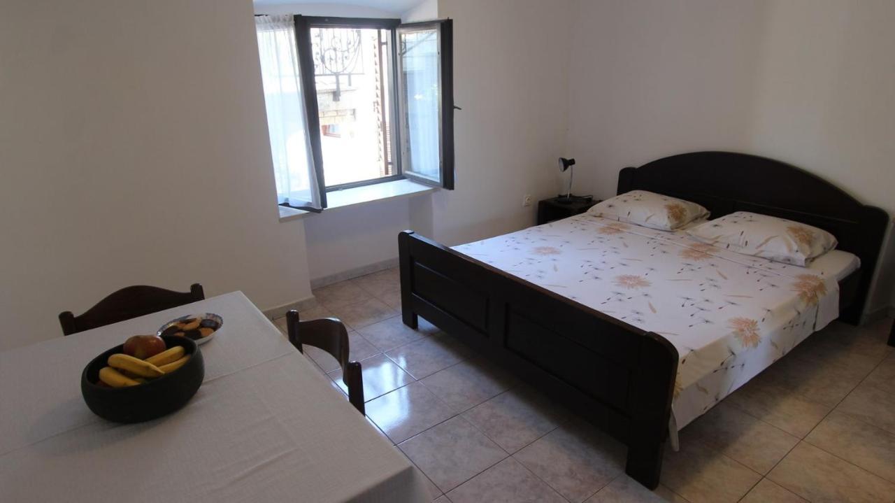 Apartments Eva Malinska Dış mekan fotoğraf