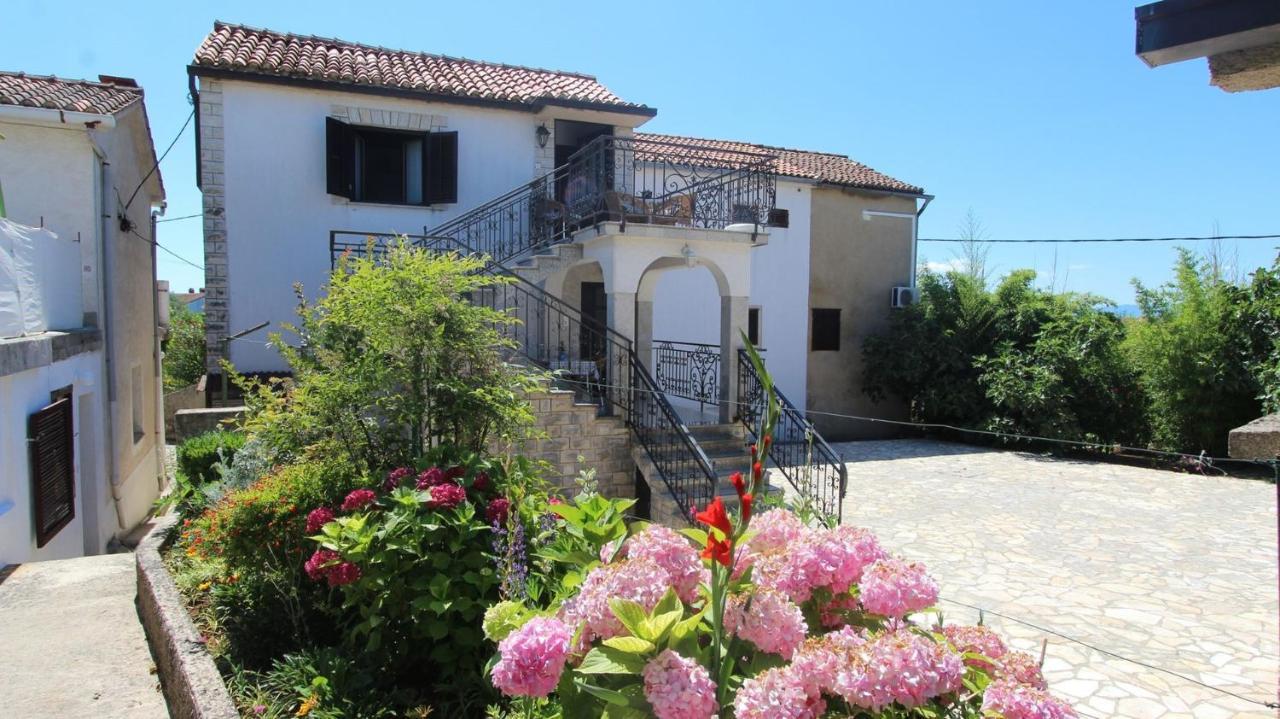 Apartments Eva Malinska Dış mekan fotoğraf